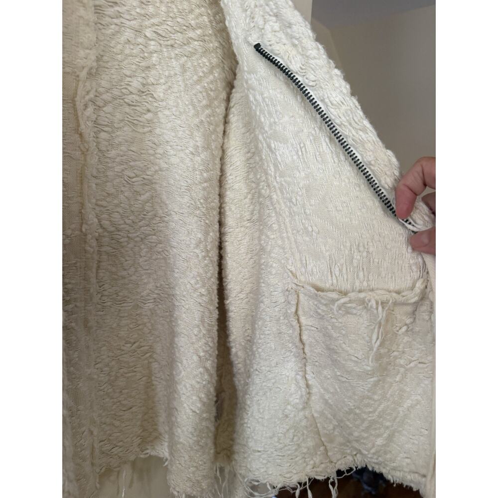 Free People Womens Sz Small Cozy Cream Textured Fringe Zip Up Sweater Jacket EUC - Picture 8 of 10